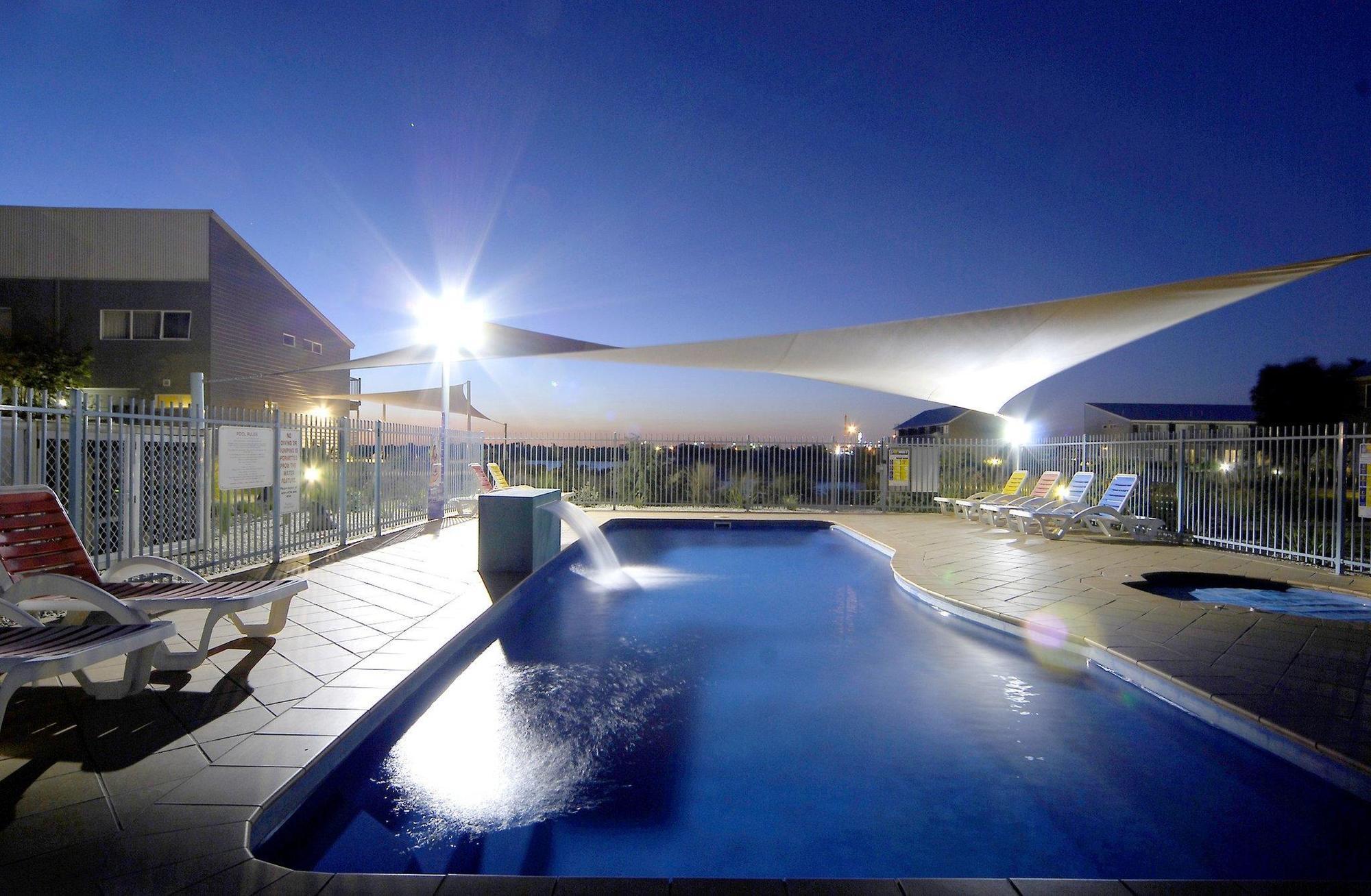 Quest Williamstown North Aparthotel Bagian luar foto