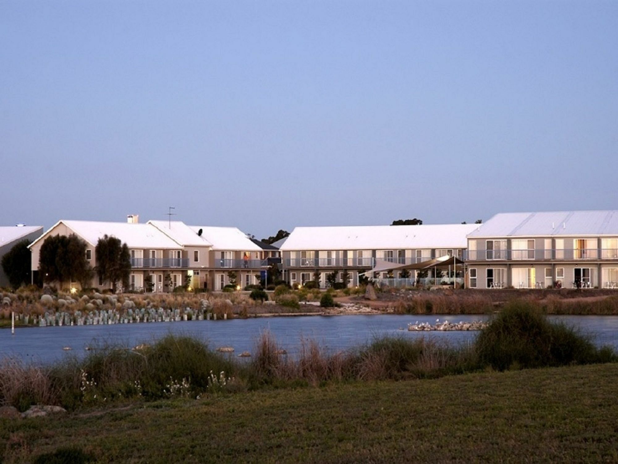 Quest Williamstown North Aparthotel Bagian luar foto