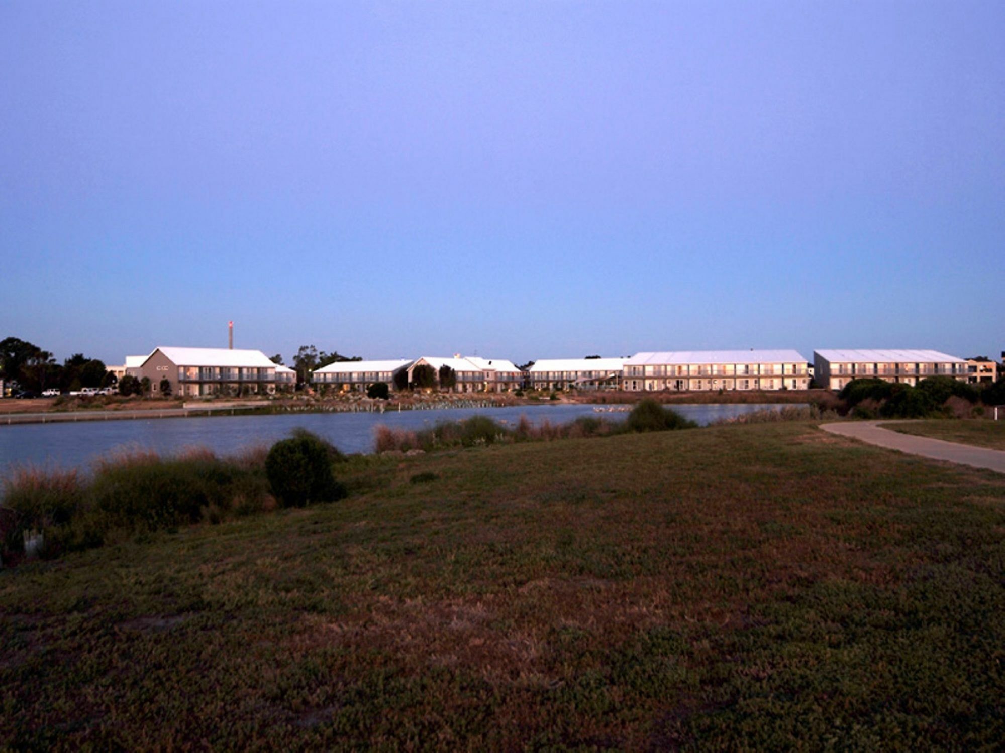 Quest Williamstown North Aparthotel Bagian luar foto